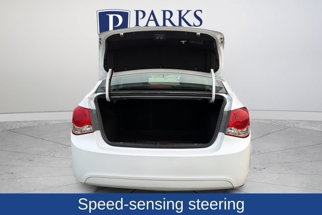 Used 2014 SUMMIT WHITE Chevrolet LS image 19