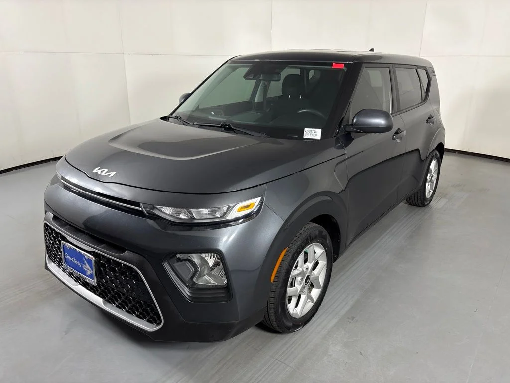 Used 2022 Gray Kia LX image 4