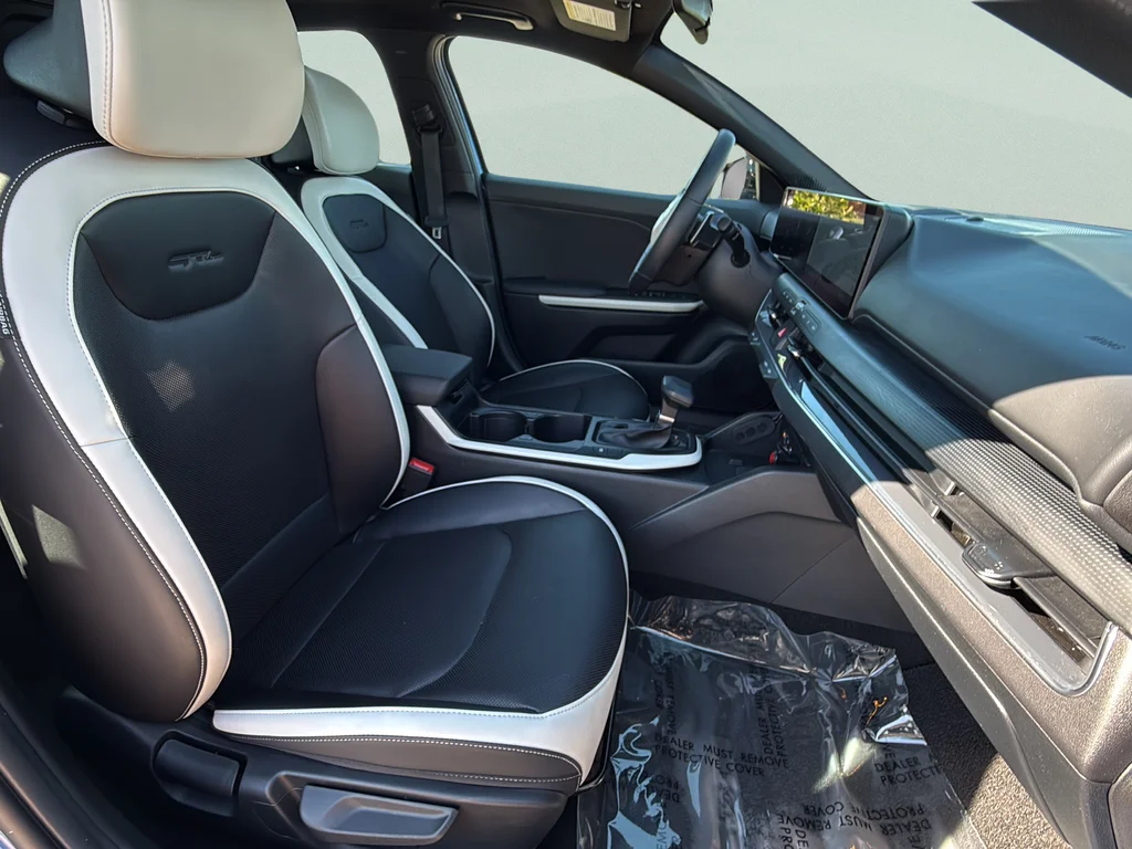 Certified Used 2025 Wave Blue Kia GT-Line image 21