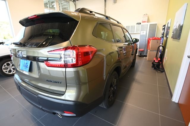 New 2026 AUTUMN GREEN METALLIC Subaru Premium 7-Passenger image 14