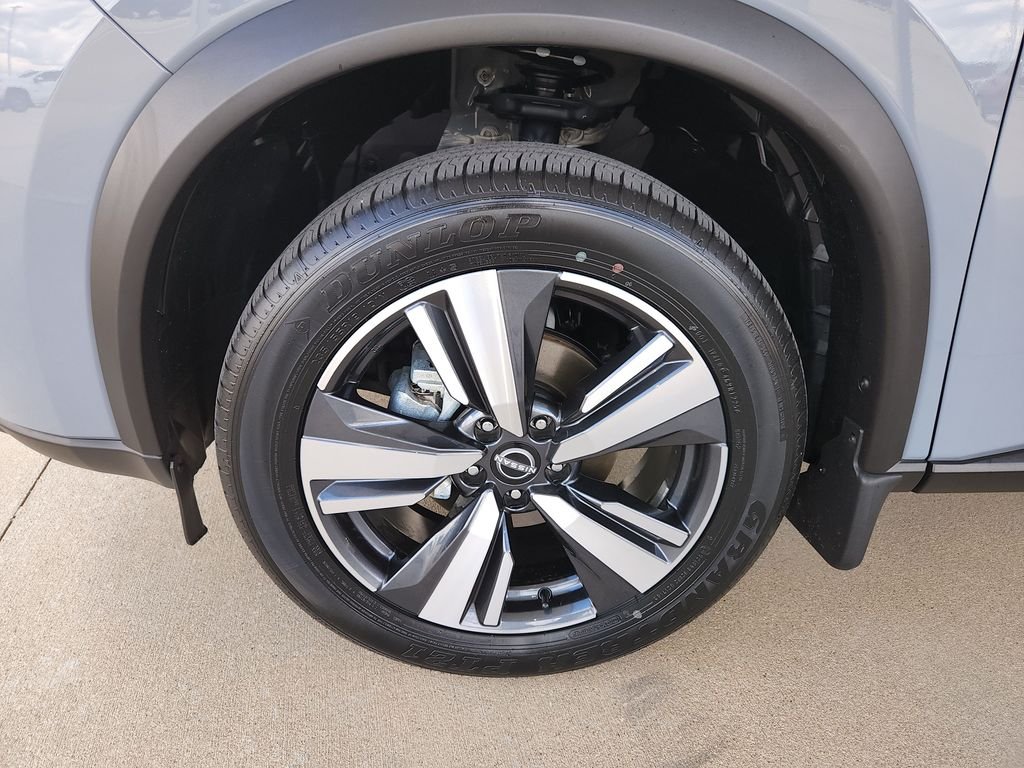 Certified Used 2025 Gray Nissan SL image 32