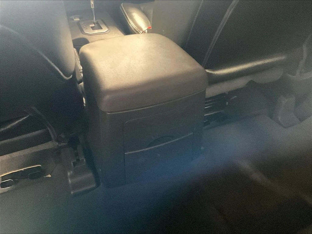Used 2020 White Nissan PRO-4X image 28