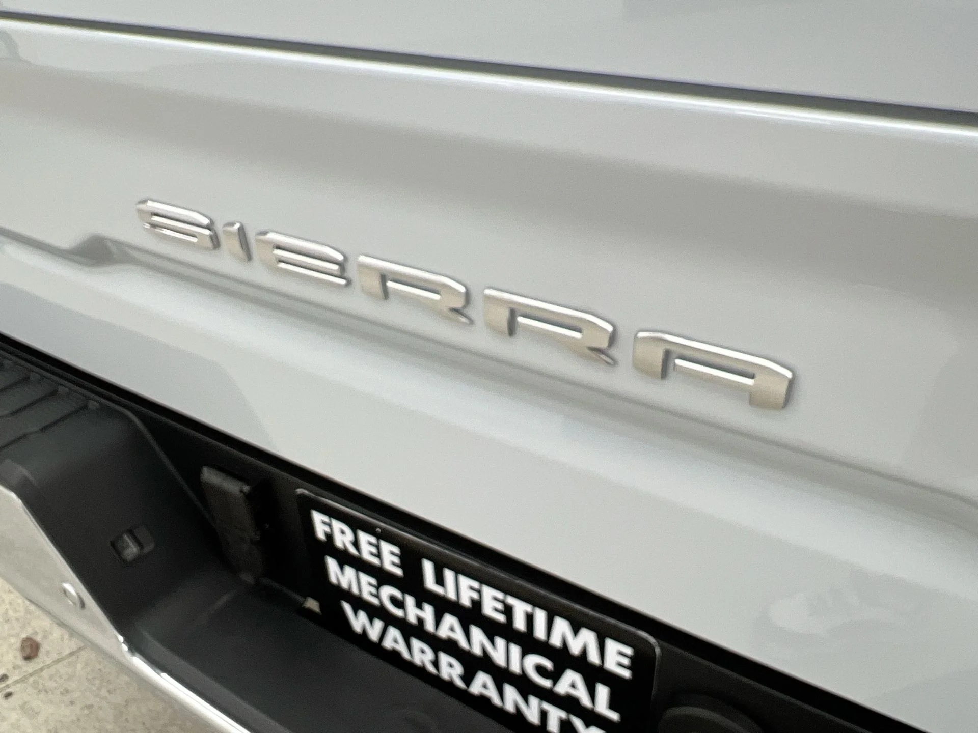 2026 GMC Sierra 1500 SLT - Photo 82