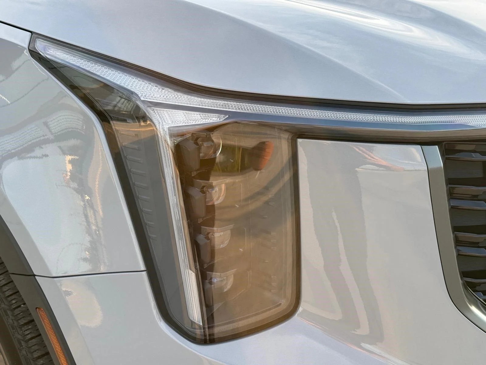 Used 2024 Wolf Gray Kia X-Line EX image 11