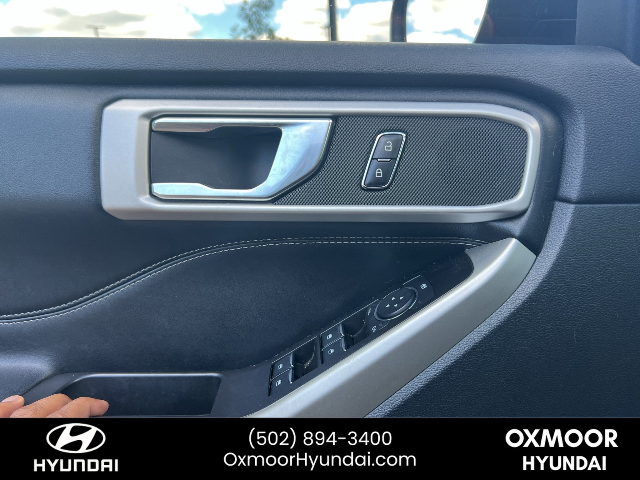 Used 2020 Agate Black Metallic Ford XLT image 18