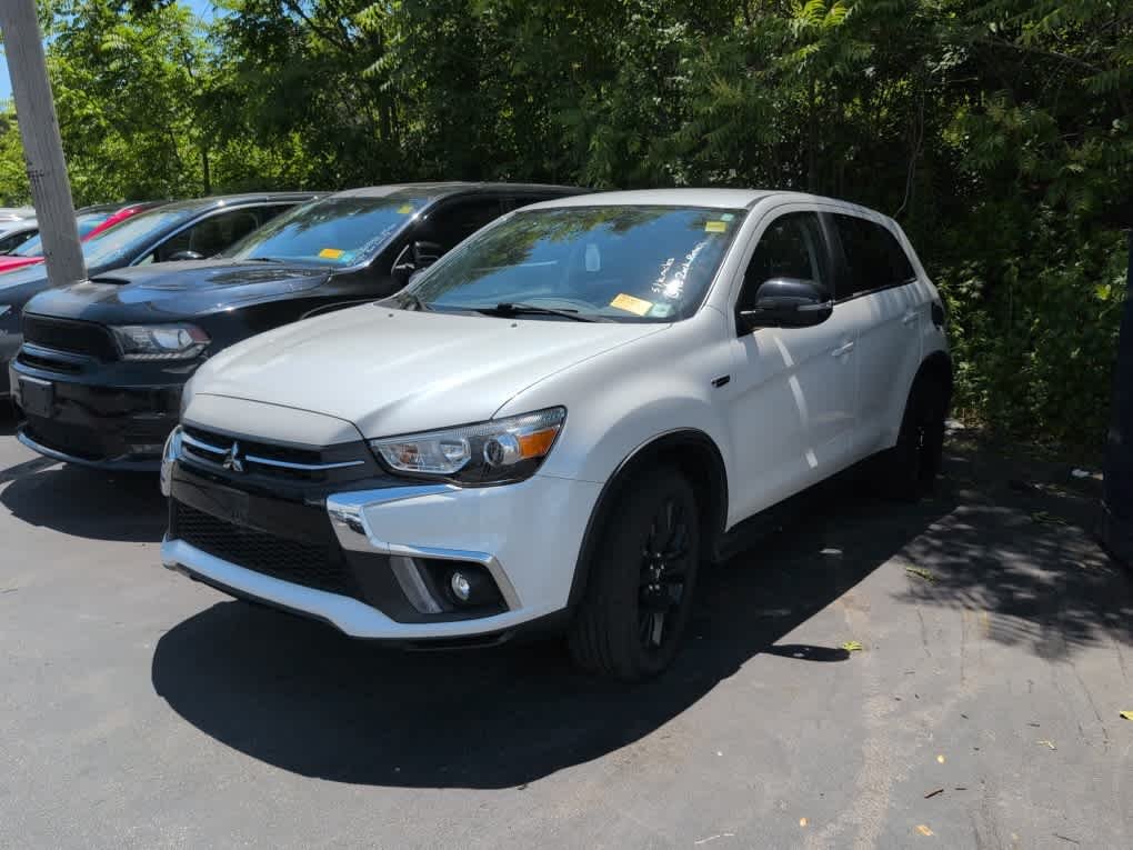 Used 2019 Pearl White Mitsubishi LE 2.0 image 3