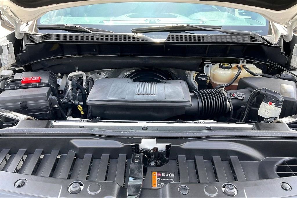 Used 2022 White Chevrolet RST image 31
