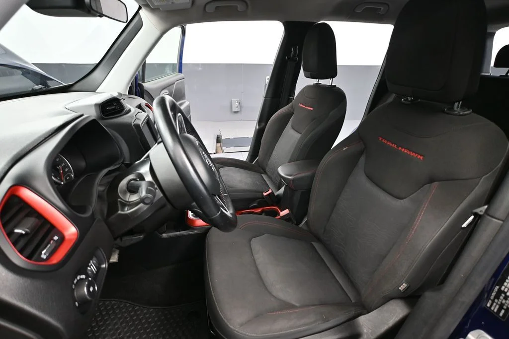 Used 2020 Blue Jeep Trailhawk image 24
