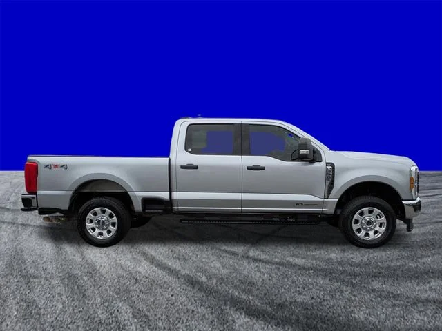 Certified Used 2024 Silver Ford XLT image 3