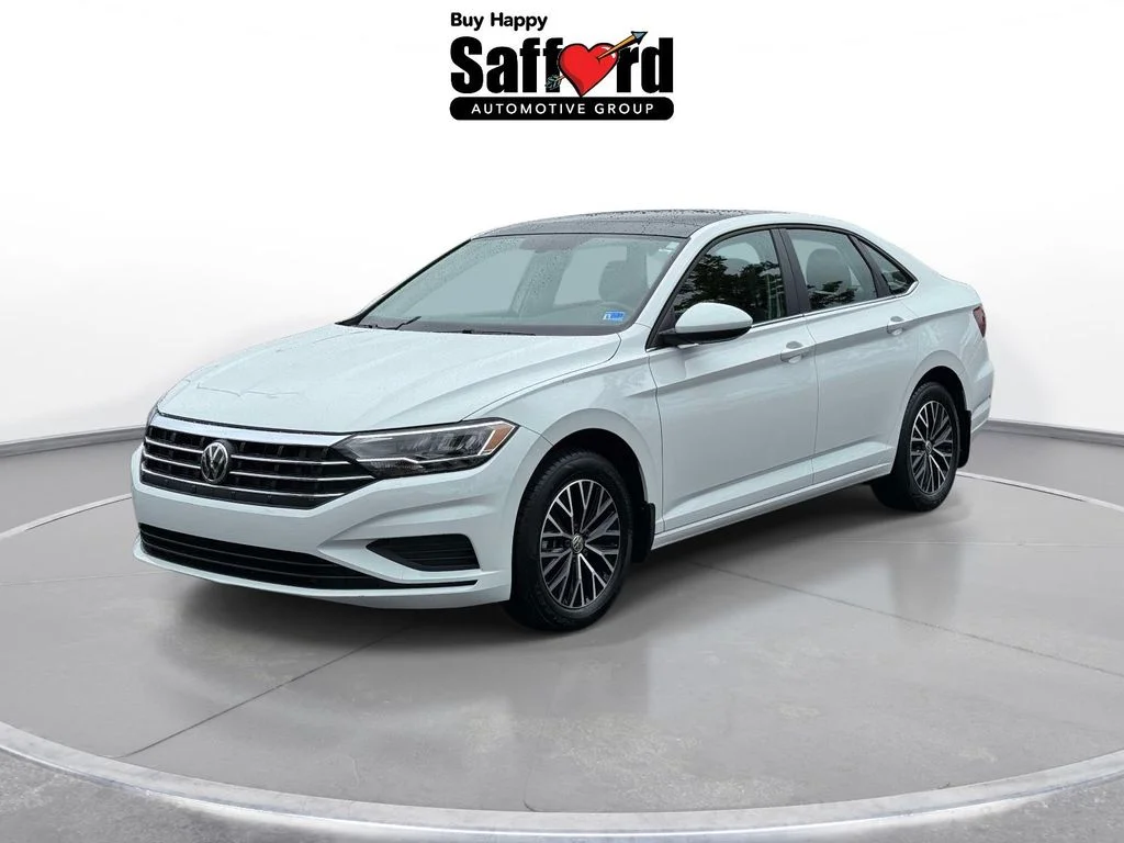 Used 2021 White Volkswagen 1.4T SE image 1