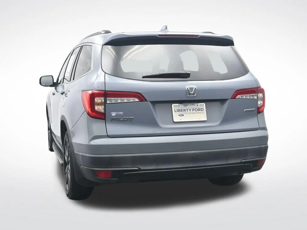 Certified Used 2022 Sonic Gray Pearl Honda Special Edition image 9