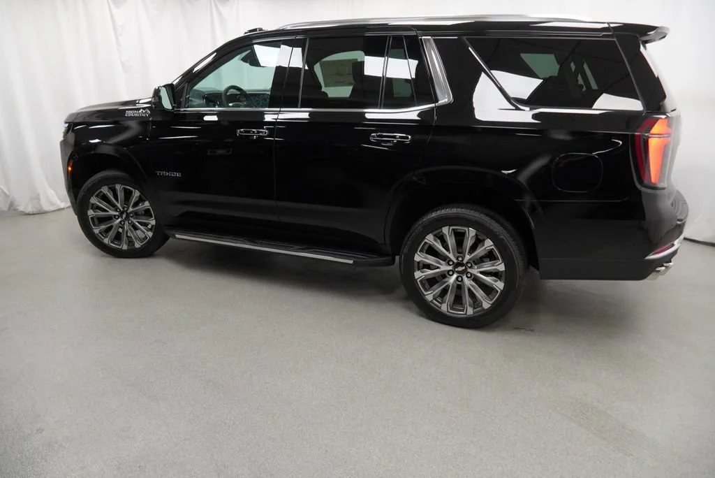 New 2026 Black Chevrolet High Country image 41