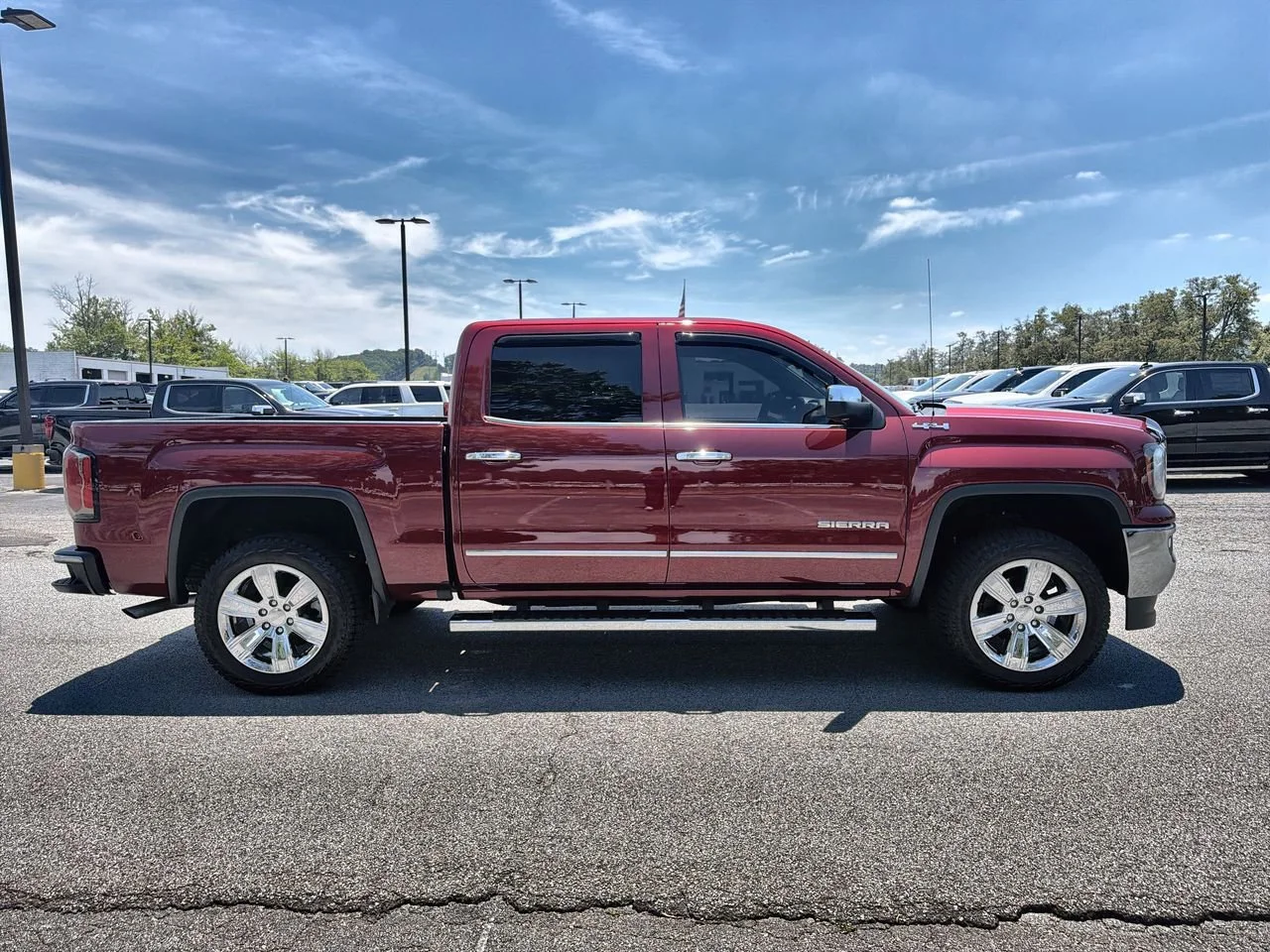 Used 2016 CRIMSON RED TINTCOAT GMC SLT image 9