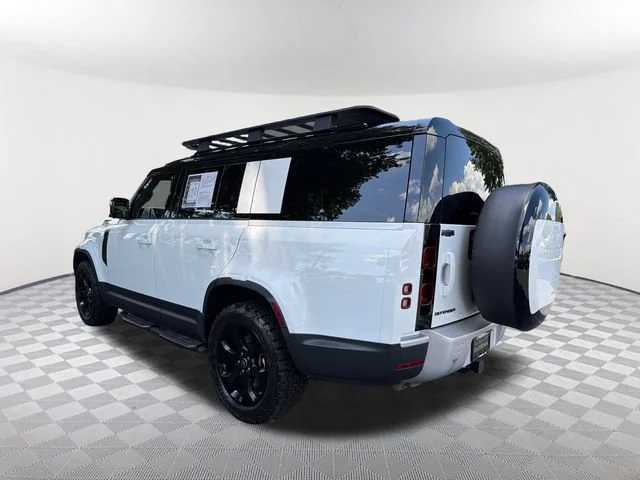 Used 2025 White Land Rover 130 P300 S image 7