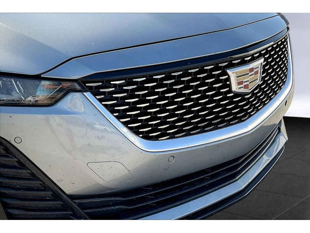 Used 2023 Argent Silver Metallic Cadillac Premium Luxury image 20