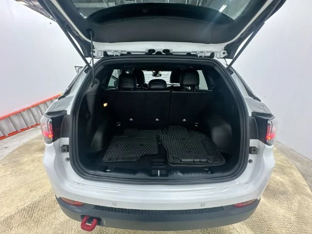 Used 2025 White Jeep Trailhawk image 28