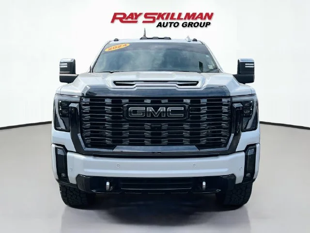 Used 2024 White GMC Denali Ultimate image 2