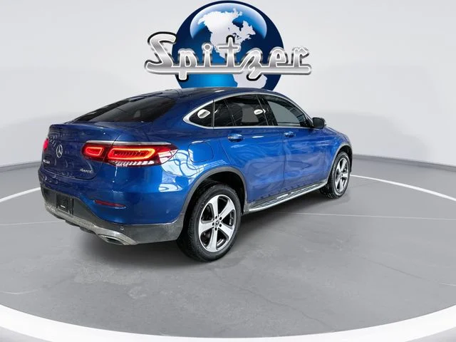 Used 2023  Mercedes-Benz GLC 300 Coupe image 9
