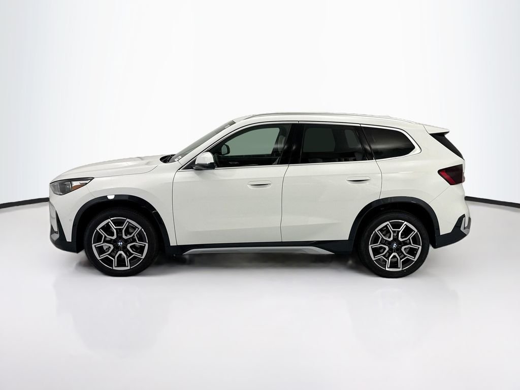 New 2026 Alpine White BMW xDrive28i image 8
