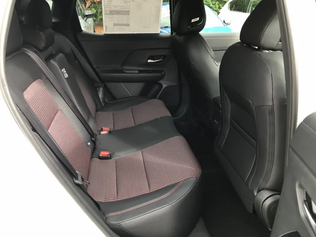 New 2027 Aspen White Tricoat/Super Black Nissan SR image 23