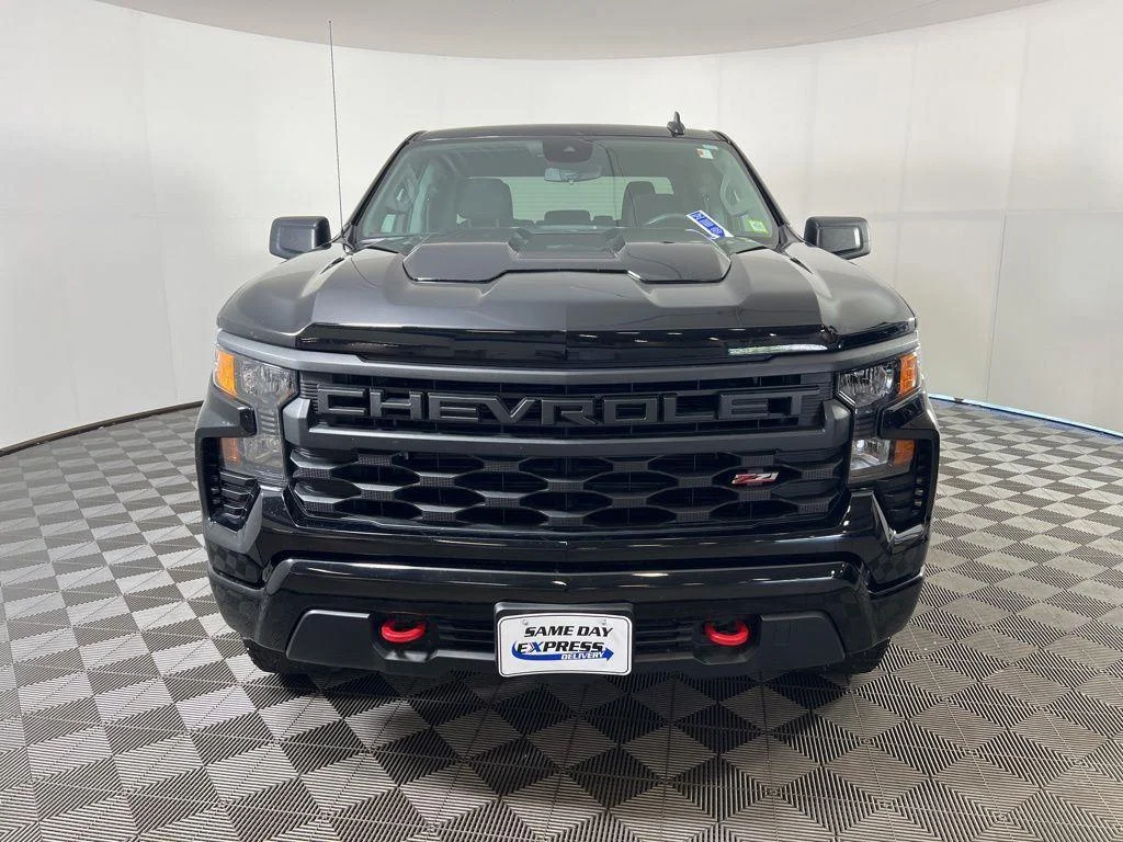 Used 2025 Black Chevrolet Custom Trail Boss image 25