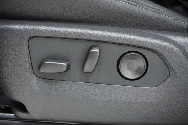 2026 GMC Sierra 1500 SLT - Photo 21