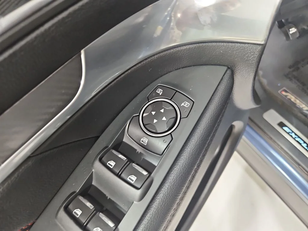 Used 2018 Blue Ford Sport image 12