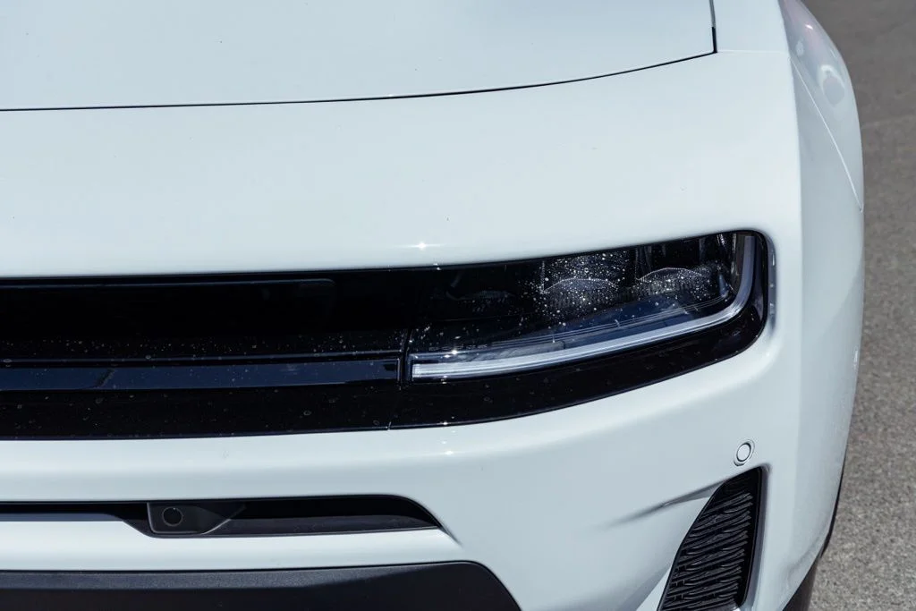 New 2026 White Knuckle Exterior Paint Dodge R/T Scat Pack 2-door AWD image 9