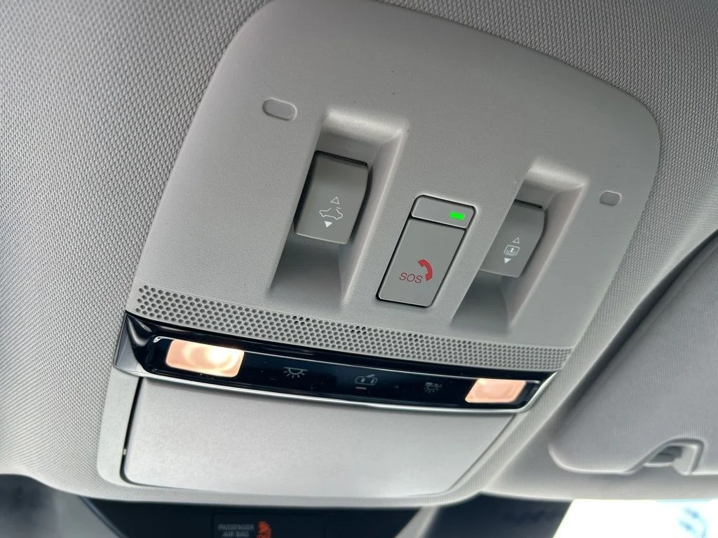 New 2026 Everest White Pearl TriCoat Nissan Platinum image 42