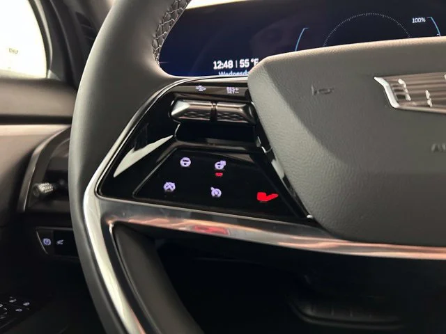 2027 Cadillac VISTIQ Luxury - Photo 7