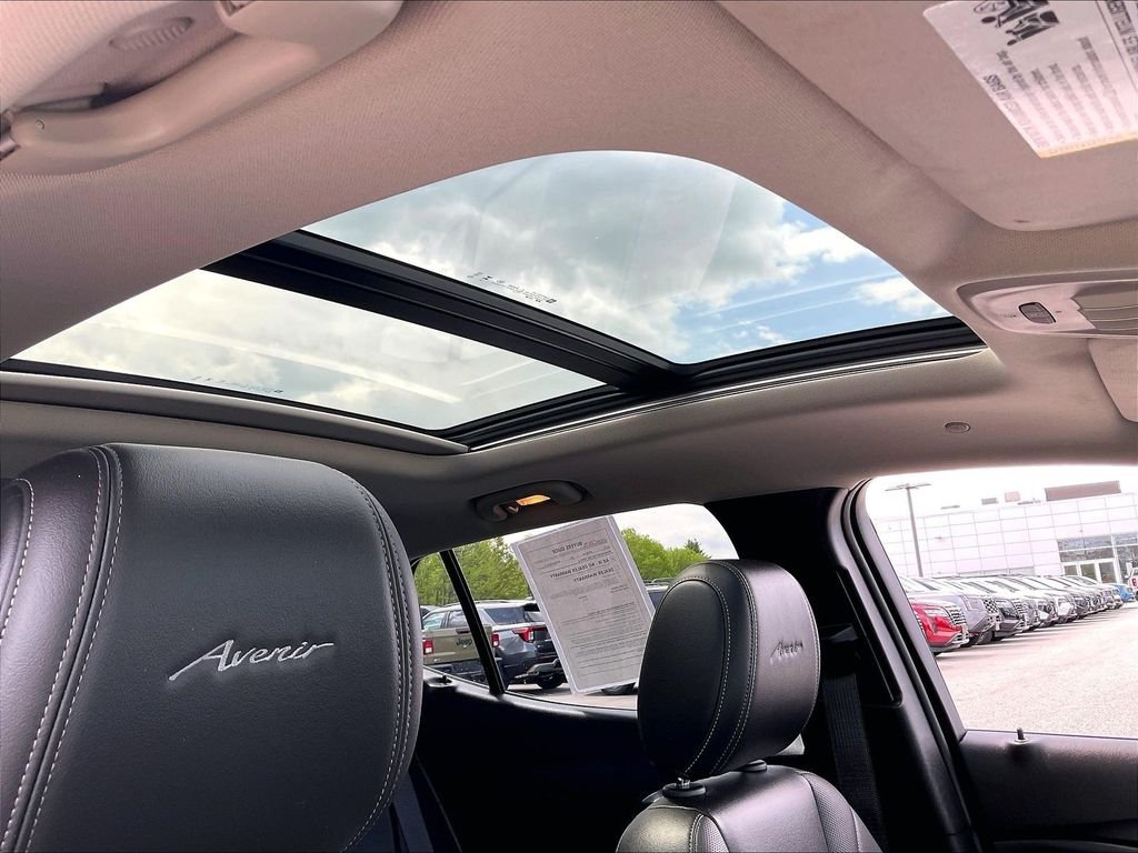Used 2024 Silver Buick Avenir image 21