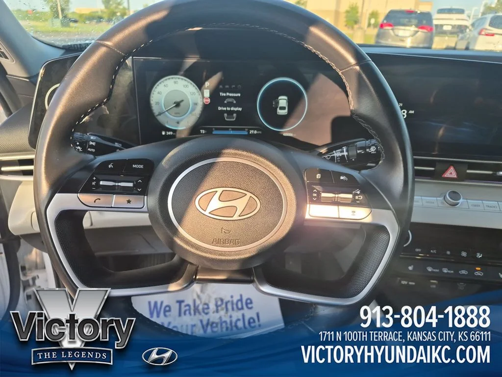 Used 2024 White Hyundai Limited image 14