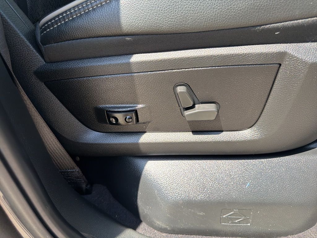 2022 RAM Ram 3500 Pickup Laramie - Photo 15