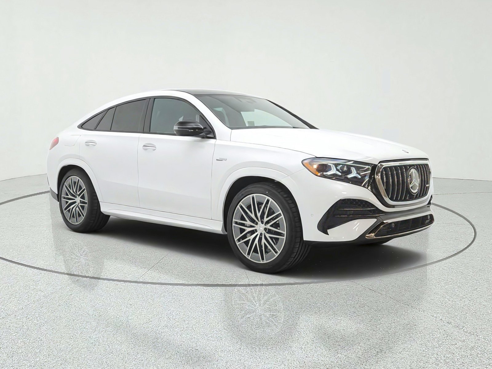 New 2027 MANUFAKTUR Moonlight White Metallic Mercedes-Benz AMG® GLE 53e 4MATIC+ Coupe image 24