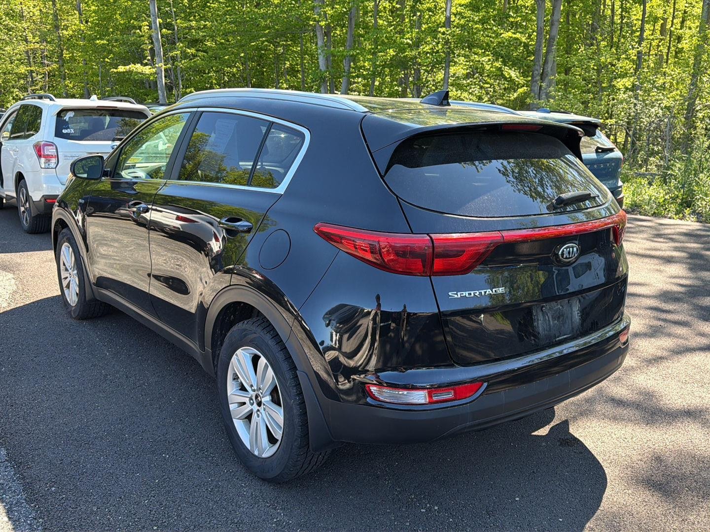Used 2019 Black Cherry Kia LX image 9