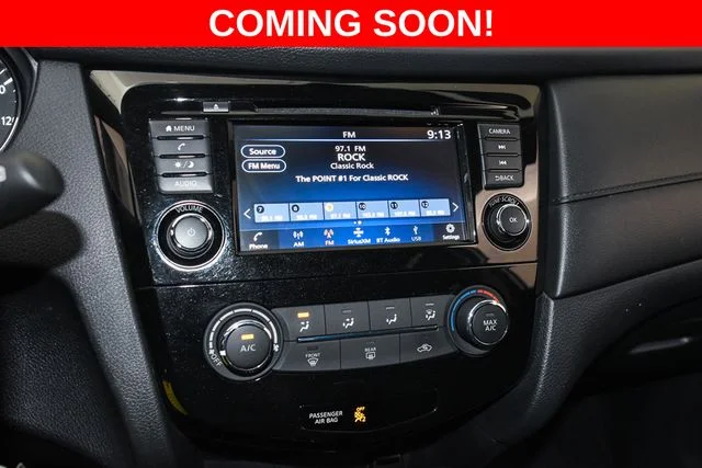 Used 2020 Silver Nissan S image 31