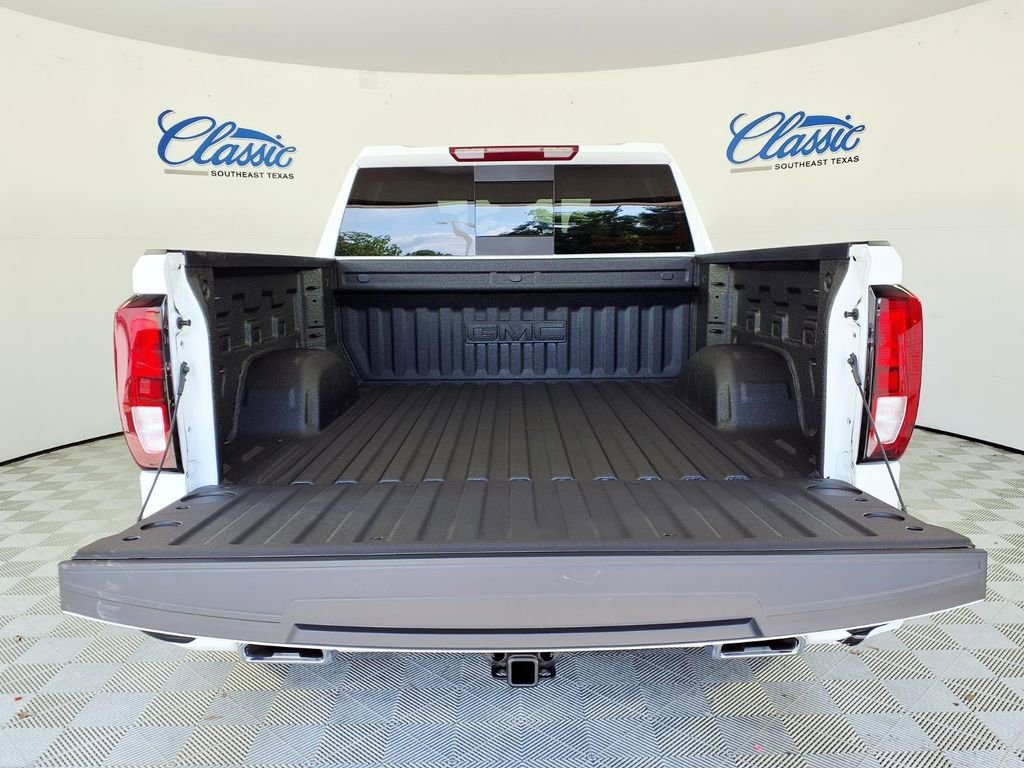 New 2026 Summit White GMC Elevation image 5