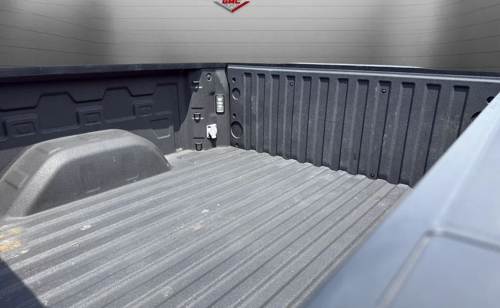 Used 2021 Gray Chevrolet RST image 14