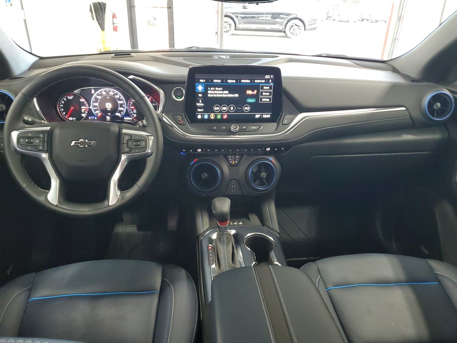 Used 2025 Black Chevrolet RS image 10