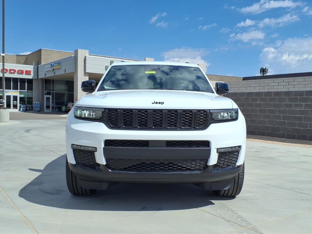 New 2025 Bright White Clear-Coat Exterior Paint Jeep Limited image 2