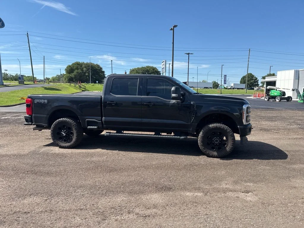 Used 2024 Black Ford XLT image 15