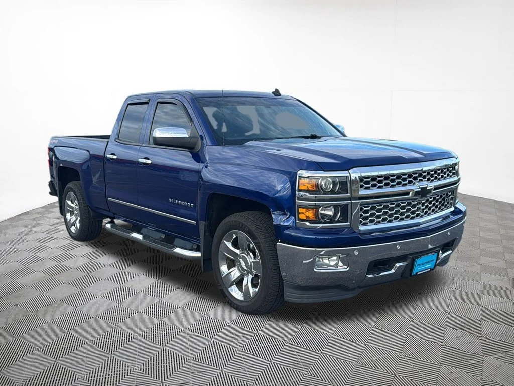Used 2014 BLUE TOPAZ METALLIC Chevrolet LTZ image 4