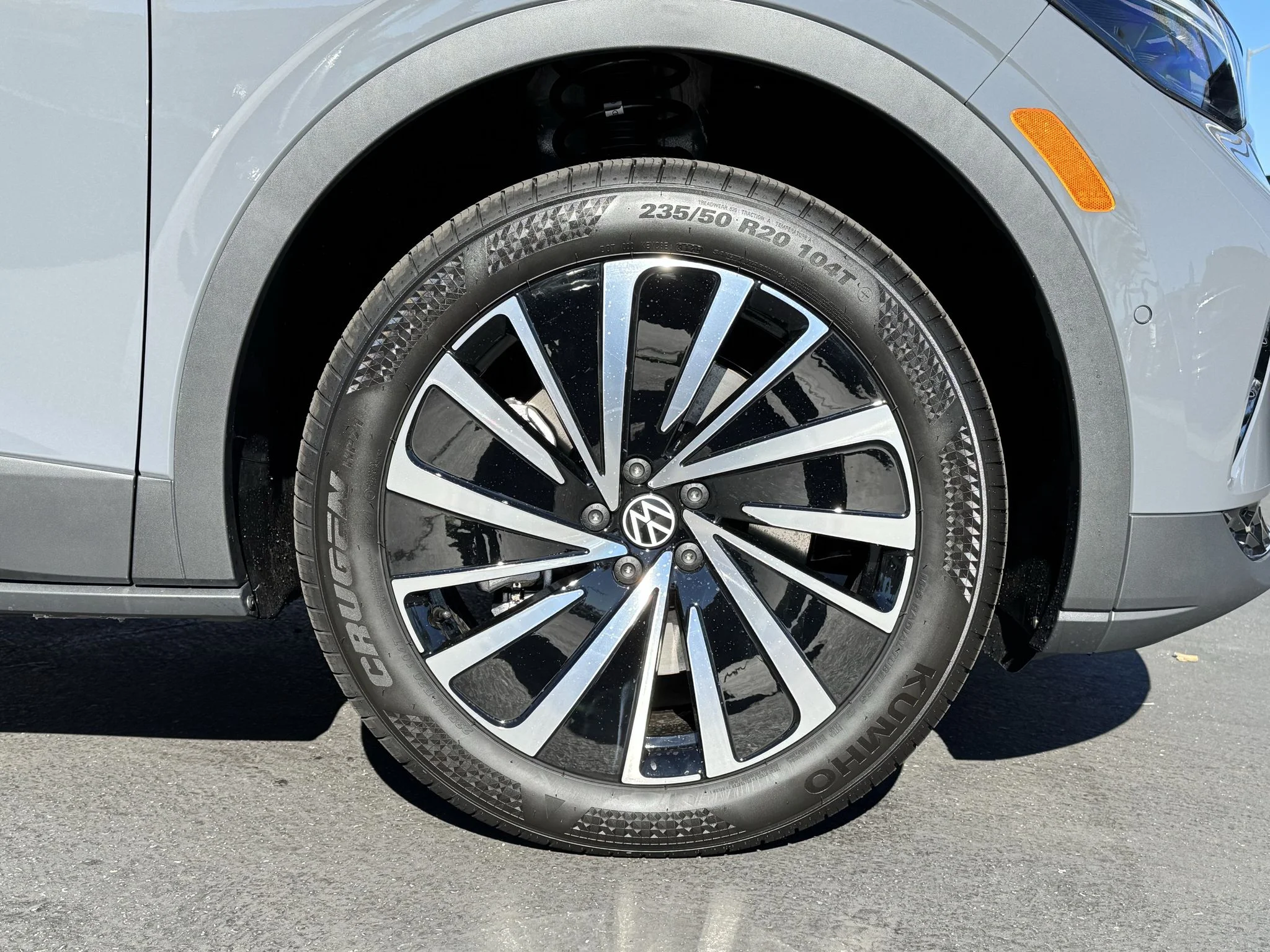 New 2026 Pure Gray Volkswagen Pro image 12