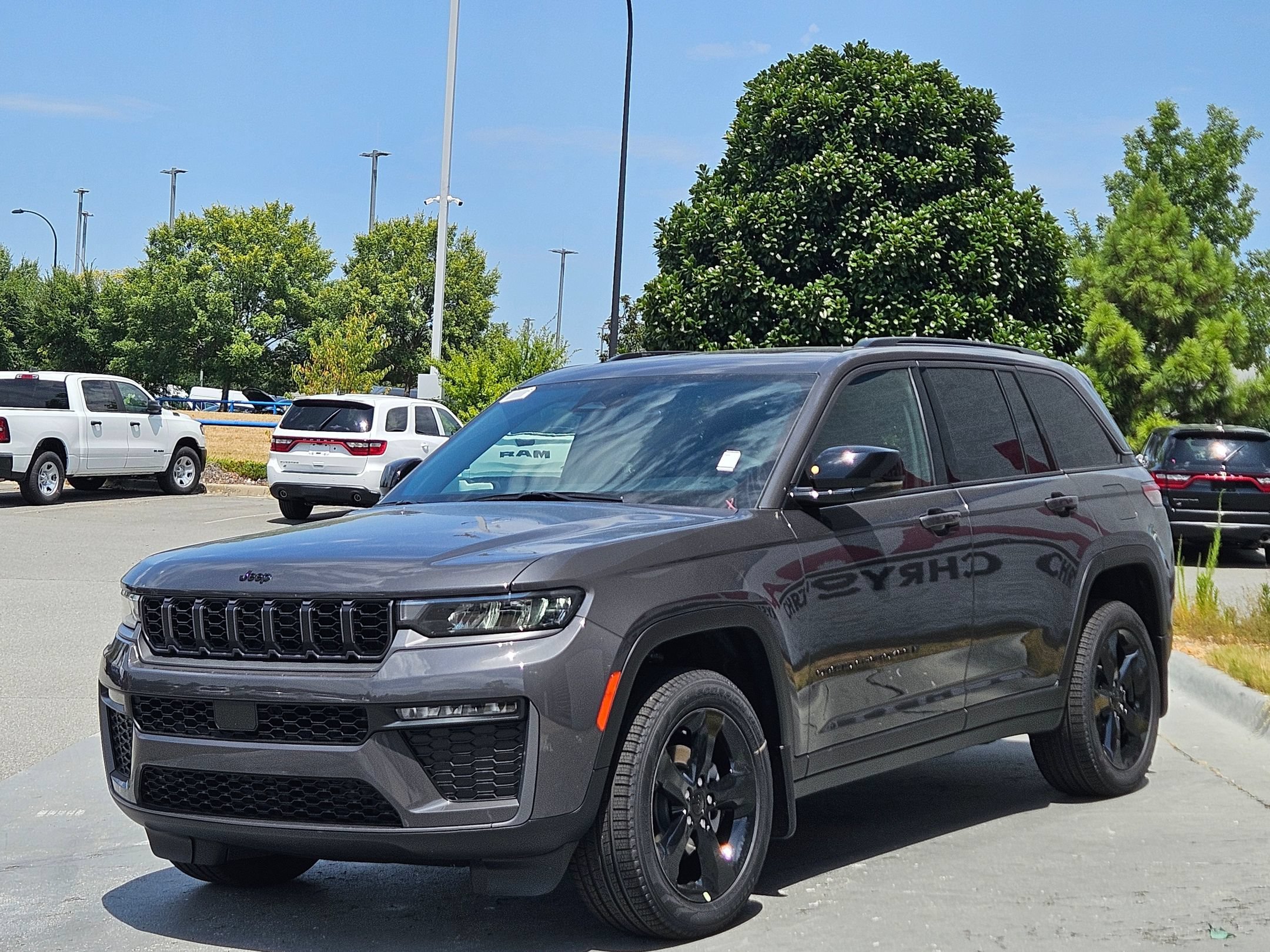 New 2026 Baltic Gray Metallic Clearcoat Jeep Limited image 3