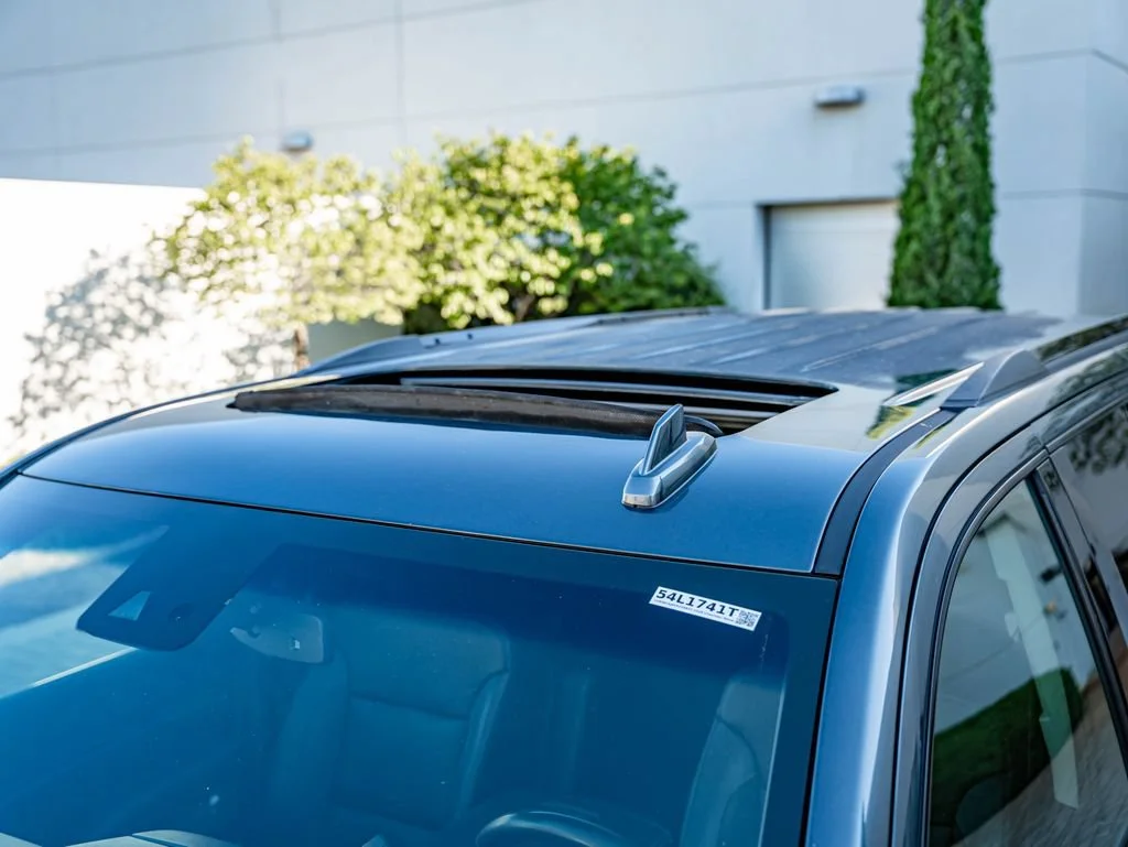 Used 2019 Shadow Gray Metallic Chevrolet Premier image 15