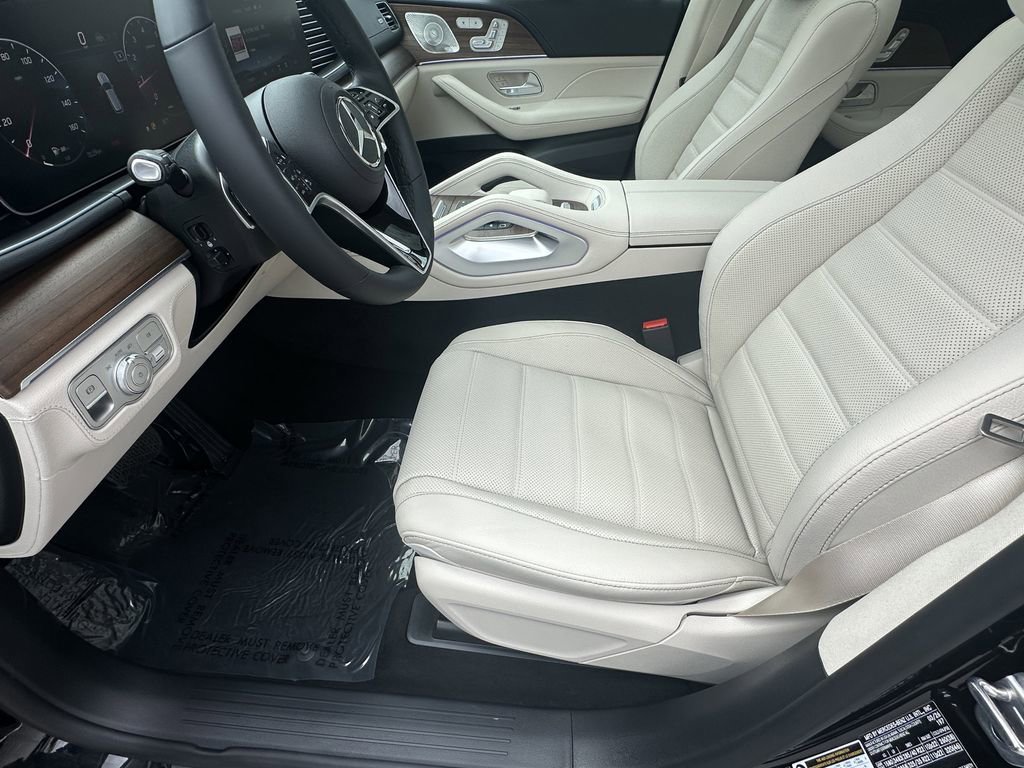 New 2026 Obsidian Black Metallic Mercedes-Benz GLE 580 image 10