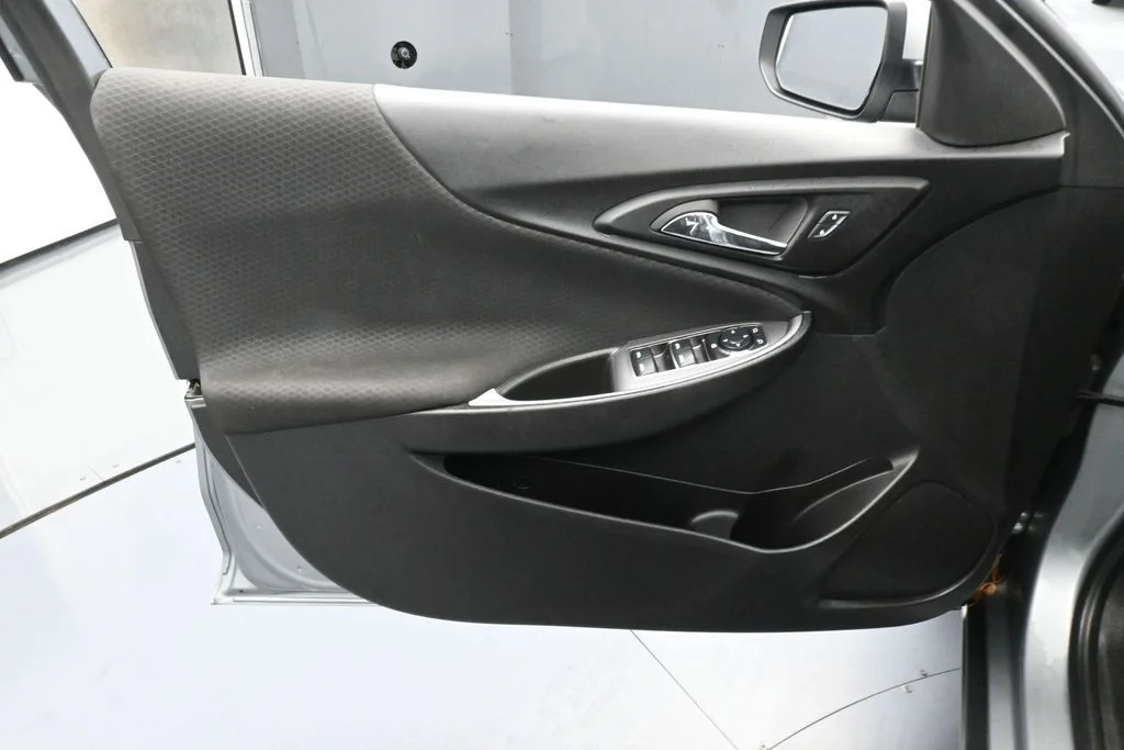 Used 2024 Sterling Gray Metallic Chevrolet LT image 12