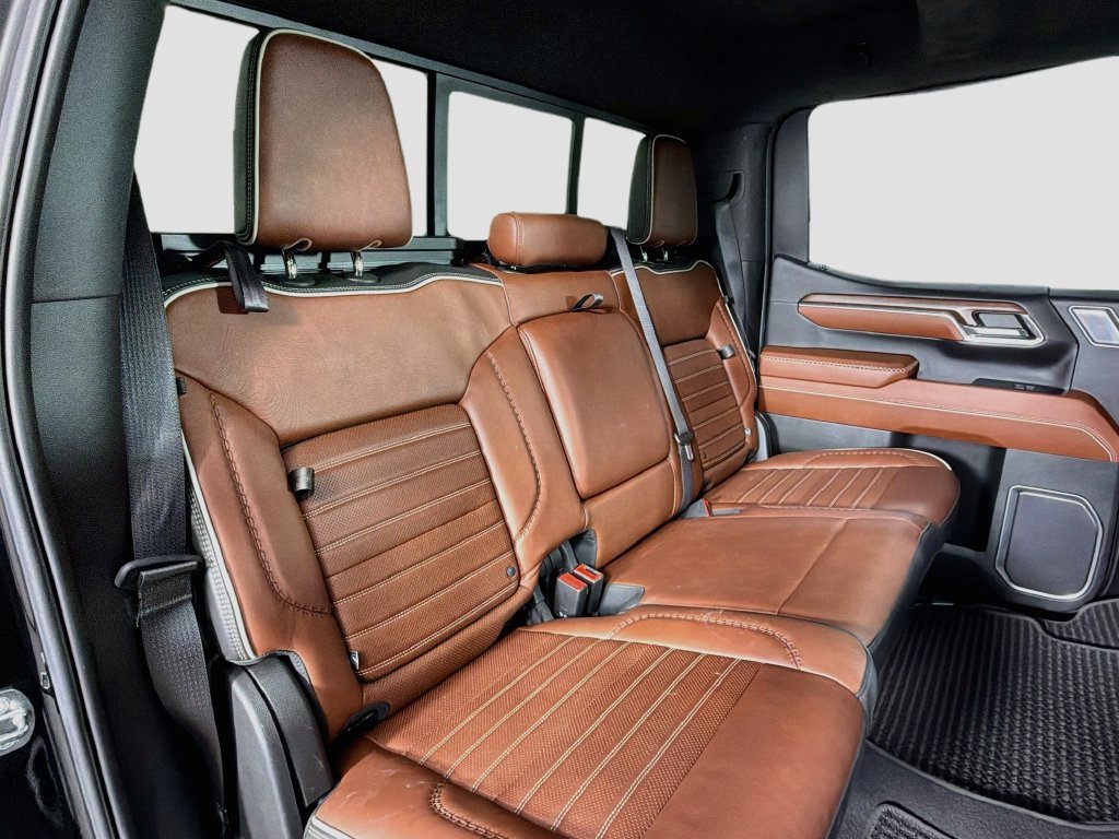 Used 2023 Black GMC Denali Ultimate image 29