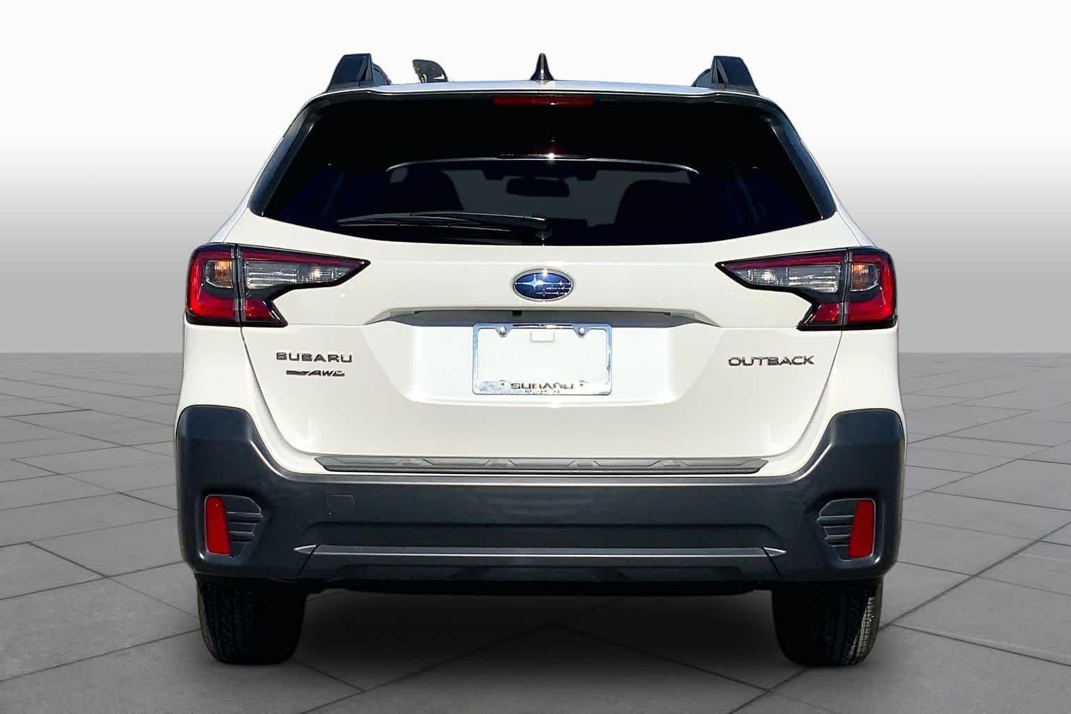 Used 2022 Crystal White Pearl Subaru Premium image 5