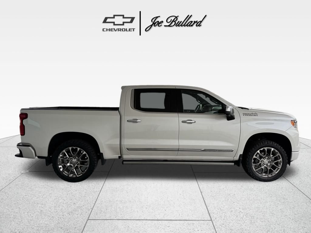 Used 2025 Beige Chevrolet High Country image 7